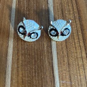 Betsey Johnson post earrings of an owl with crystal eyes